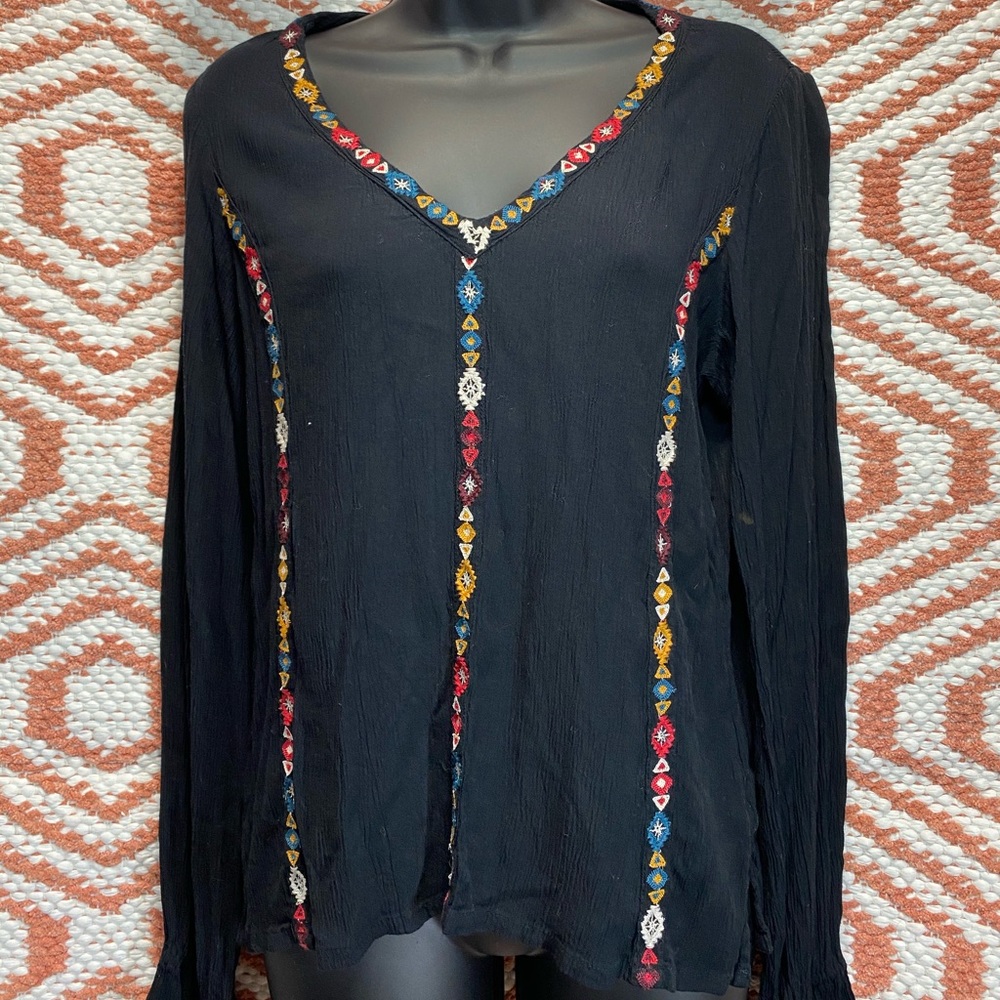 Shyanne Black blouse